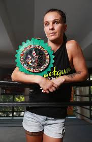 Huni was born on 4 april 1999 in brisbane, queensland. In My Corner Aussie Boxing Roundup With Grantlee Kieza The Courier Mail