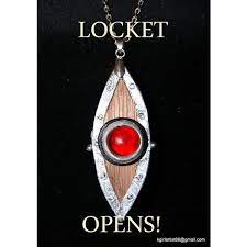 Locket Opens Up Replica Of Prop From House Of Anubis Like Ninas Eye Of Horus Necklace House Of Anubis Anubis Eye Of Horus Necklace