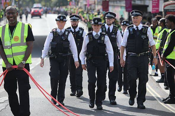 Notting Hill Carnival LIVE: Police hail 'overwhelmingly positive' vibe  despite 169 arrests | UK | News | Express.co.uk