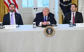 Photo Donald Trump : Reportages et actualités en temps réel - Sud Ouest