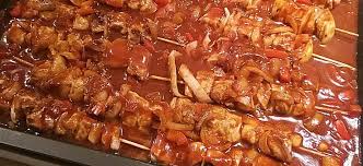 Schaschlik Mit Selbstgemachter Schaschliksosse Von Katzenbuckel Chefkoch Schaschliksosse Schaschlik Rezept Schaschlik