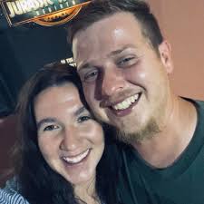 What are must-haves inside a chicken coop and how to keep it clean?