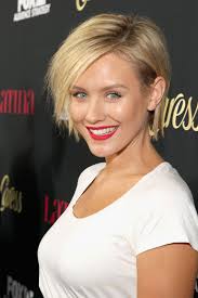 Nicky whelan, 10 июня 1981 • 39 лет. Nicky Whelan