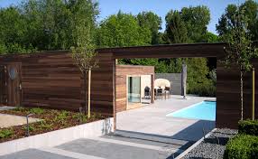 Comparatif Des Materiaux Pour Sa Piscine Bois Beton Et Polyester