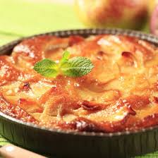 Flan Aux Pommes Et Mascarpone Recette En 2020 Flan Au Pomme Recettes De Cuisine Recette Clafoutis Pomme