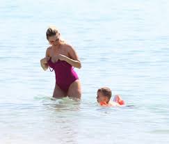 Meine frau hat null ambitionen, sich. Podolski Monika Podolski And Louis Podolski In Miami