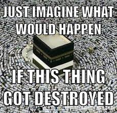 And Just In Case You Don T Know The Kaaba Is The Black Box That Every Muslim Faces And Prays To Across The World 9gag