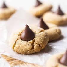 Pin By Diana D On Cookies Peanut Butter Blossoms Peanut Butter Blossoms Recipe Peanut Butter Cookie Recipe