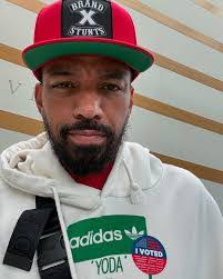 Staci Murray's Instagram, Twitter & Facebook