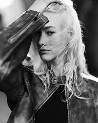 Bethany Brackebusch (@beth.bomb) • Instagram photos and videos