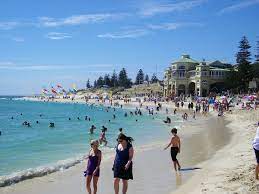 Perth is the capital and largest city of western australia. Datei Cottesloe Beach Perth Western Australia 4431664542 Jpg Wikipedia