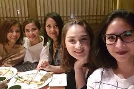 Geng Mona Ratuliu Super Kompak Kumpul Hingga Bermalas Malasan Bareng