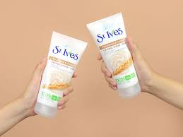 Produk ini merupakan rangkaian gentle scrub dari merek asal amerika serikat, st. Review St Ives Oatmeal Scrub Mask Produk Pilihan Yang Ampuh Mencegah Kulit Kusam Beauty Journal