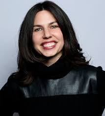 Jennifer Kole's Instagram, Twitter & Facebook