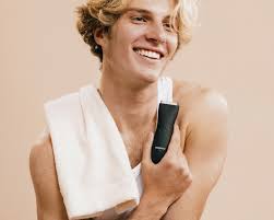 Men's Body Image Anxiety Can Be Trimmed