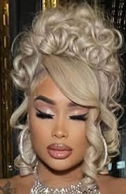 Keesha Moore (mmoore1917)