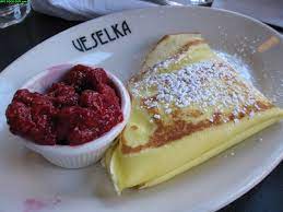 Cheese Blintze With Raspberry Sauce At Veselka Http Www Gokamino Com Hike 18 Nyc Food Best Diner Food