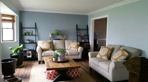 A Fresh Coat Of Benjamin Moore 2131 60 Silver Gray Accent Wall 2131 50 Nimbus Gray Trim Regal Select White Home Decor Living Room Grey Home Decor Bedroom
