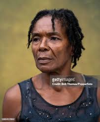 Naomi Elder's Instagram, Twitter & Facebook