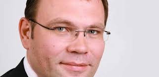 I want to know people who are interested in well done work. Primatorem Karvine Se Opet Stal Tomas Hanzel Parlamentnilisty Cz Politika Ze Vsech Stran