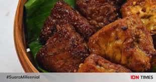Biasanya kalo org jogja itu masak bacemnya pake air kelapa, rasanya lebih uenakkkk. Resep Tempe Bacem Legit Yang Cocok Jadi Lauk Makan Siang