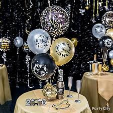 Elegant New Year S Eve Balloon Ideas Party City New Years Eve Decorations Nye Party Decorations New Years Eve Party