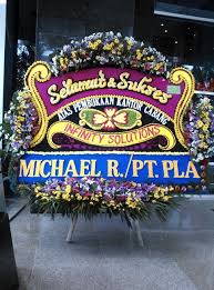 Saya sangat bangga dan apresiasi sekali pada anak muda banten yg mampu membangun dan mengkonsep umakite dari jaringan usaha antara pemilik cafe dengan umkm pengrajin kuliner lokal yang memiliki. Bunga Pembukaan Toko Florist Jakarta Toko Bunga Di Jakarta Barat 0822 99148647 Www Bungarawabelong Com