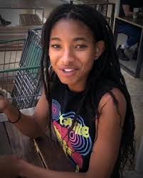 She's so pretty!! <333@WILLOW ❤️#viral #foryoupage #PayPalityourway #fyp  #pretty #fave #willowsmith #willow #love #ohdarlingallofthecitylights  #nevershineasbrightasyoureyes