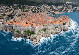 Croatia, country located in the northwestern part of the balkan peninsula. Horvatiya