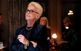 Oct 19, 2020 · jamie lee curtis was born on 22nd november 1958, in santa monica. Jamie Lee Curtis Confirms She Isn T Returning For Knives Out Sequel