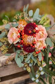 Exklusive Vorschau Auf Das Neue Brautmodelabel La Robe Marie Tischdekoration Hochzeit Blumen Blumen Fur Hochzeit Und Brautstrausse