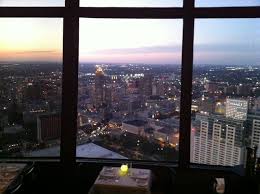 chart house the sky is the limit while dining at the tower