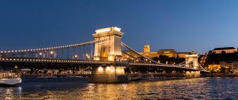 ➤ tipps wie du sie in 3 tagen siehst (plan)! Kettenbrucke Uber Die Donau Sehenswurdigkeiten In Budapest