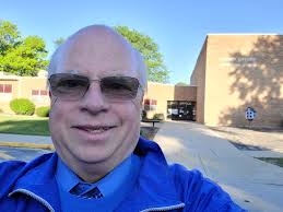 So yesterday marked my last day with kids after 25 great years as Principal  at HG. I began the day with my customary selfie I do