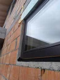 Zwischen das fenster und den baukörper müssen extra dichtstoffe gesetzt werden, um die schlagregendichtigkeit sowie die luftdurchlässigkeit zu gewährleisten. Fenster 5 Cm In Laibung Nach Innen Versetzt Bauforum Auf Energiesparhaus At