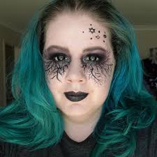 This is my entry for the Unearthly Cosmetics Halloween Contest 2024 for the  subject was Witch. @unearthlycosmetics palettes : Resurance