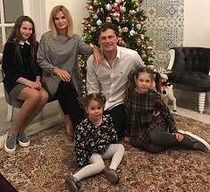 ‍♀️управляю инстой в декрете люблю сторис без прекрас. Yuliya Pyatova U Nas Kazhdyj Den 8 Marta Komanda 1