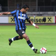 He got selected for the national team at the age of 16 and at the age of 17 he made his first. Mancini Brazilian Footballer Wikipedia