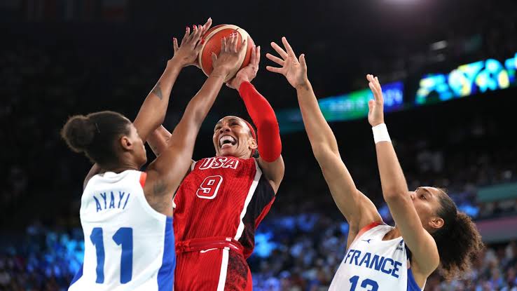 U.S. women's basketball team wins eighth straight Olympic gold medal : NPR