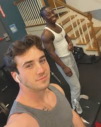 Getting dark at 4:00 really makes me miss the summer days #BLs  #narutoXsasuke