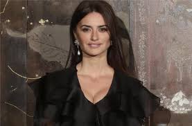 Nach dem tod ihres sohnes geht manuela nach barcelona, um seinen letzten wunsch zu erfüllen: Chanel Erweckt Die Wohnung Von Coco Chanel Zu Neuem Leben