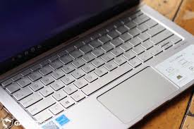 The asus zenbook 14 is the newest iteration of an old laptop design philosophy: Review Asus Zenbook 14 Ux433 Gak Cuma Ringkas Dan Ringan Juga Kuat Gadgetsquad Id