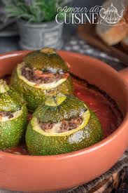 Courgettes Farcies A La Viande Hachee Amour De Cuisine En 2020 Courgettes Farcies Recette Courgette Ronde Recettes De Cuisine