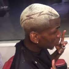 In this tutorial we show you how to get a paul pogba inspired hairstyle. Fur Den Sommerurlaub Paul Pogba Legt Sich Neue Frisur Zu