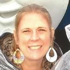 Linda Lockett's Instagram, Twitter & Facebook