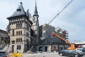 Antwerpen , is een belangrijke toeristische bestemming in het noorden van belgië in regio vlaanderen aan de grens met nederland. Dgjvqc9zfdbpcm