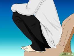 3 Ways To Sit Like L Lawliet From Death Note - Wikihow