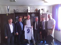 Jul 02, 2021 · vladimir petkovic celebra la victoria ante francia con sus jugadores. Vladimir Petkovic U Posjeti Ns Fs Bih