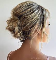 You can take inspiration from famous celebrities who show off their wedding hair from bobs to pixies with the same confidence as women with long hair do. 40 Trendy Wedding Hairstyles For Short Hair Every Bride Wants In 2021