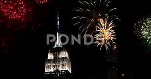 4k Fireworks Over Empire State Building In Manhattan New York City Ad State Building Fireworks Empire In 2020 Empire State Building Fireworks Empire State
